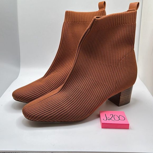 CUSHIONAIRE Women's Neely Stretch bootie +Memory Foam 8.5 BROWN - Picture 3 of 7